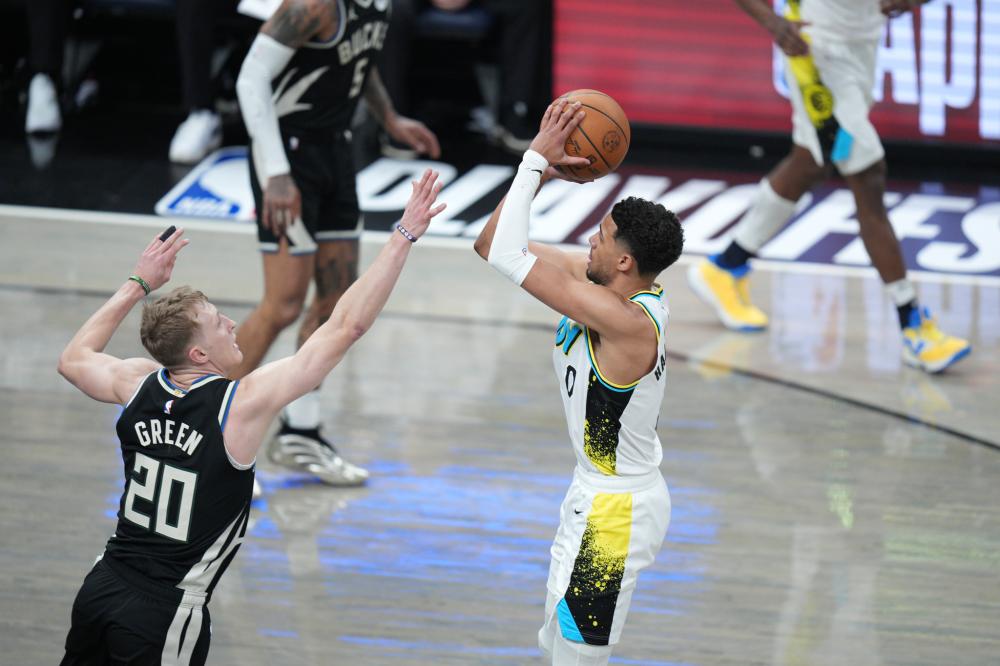 路上渐行渐 路上渐行渐